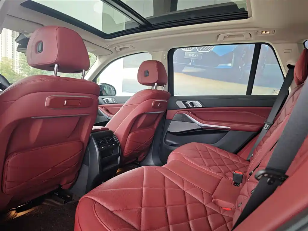 BMW X5 2025 xDrive 30Li M Sports Night Package купить на сайте DeffCars