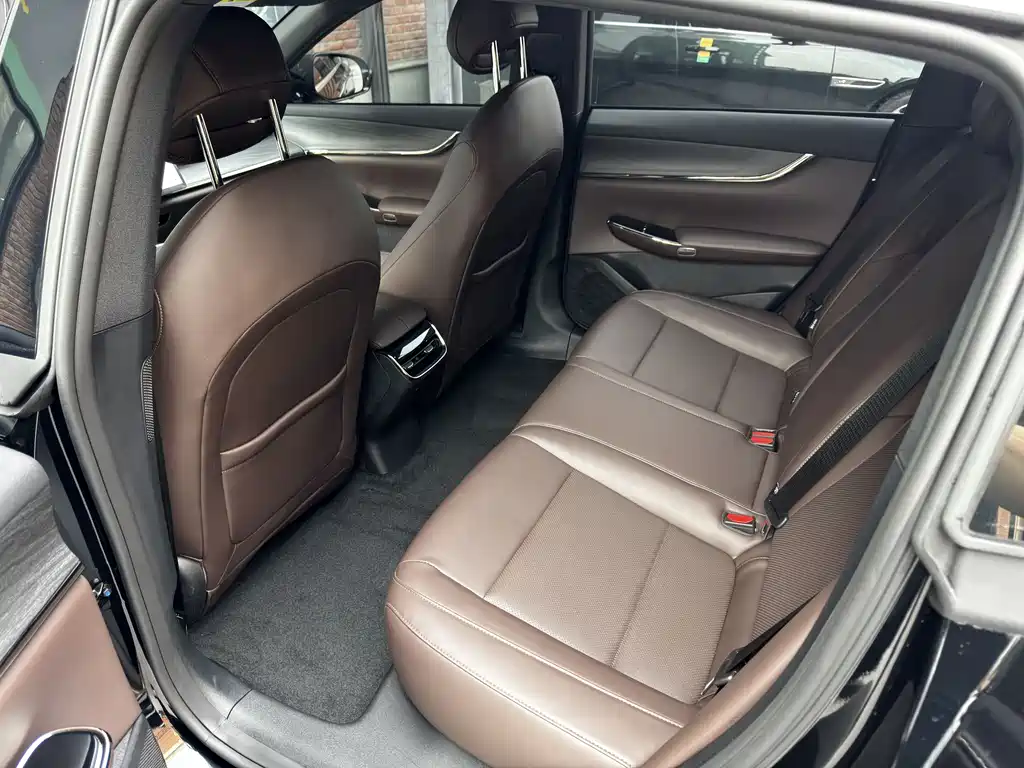 Changan Qiyuan A07 2025 extended range true fragrance version 230 luxury version купить на сайте DeffCars