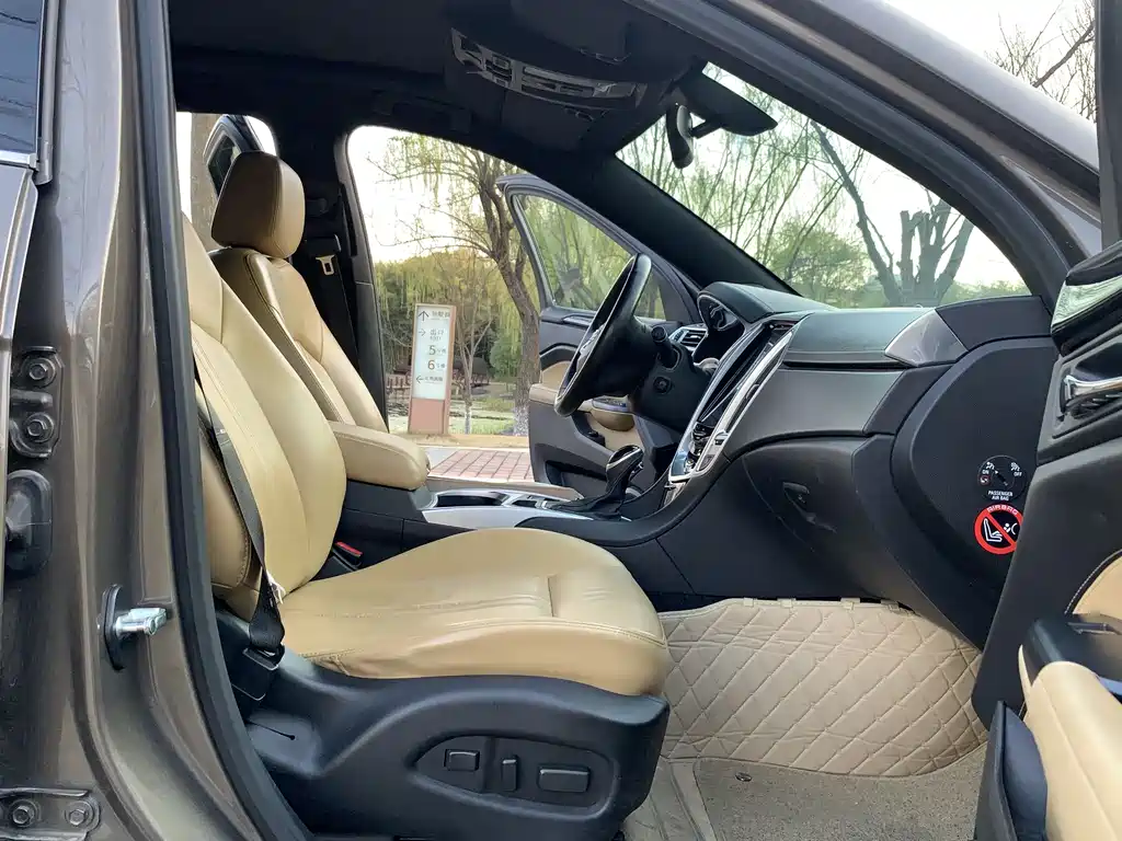 Cadillac SRX 2015 3.0L Elite купить на сайте DeffCars