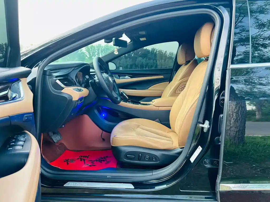 LaCrosse 2021 652T Premium Model купить на сайте DeffCars