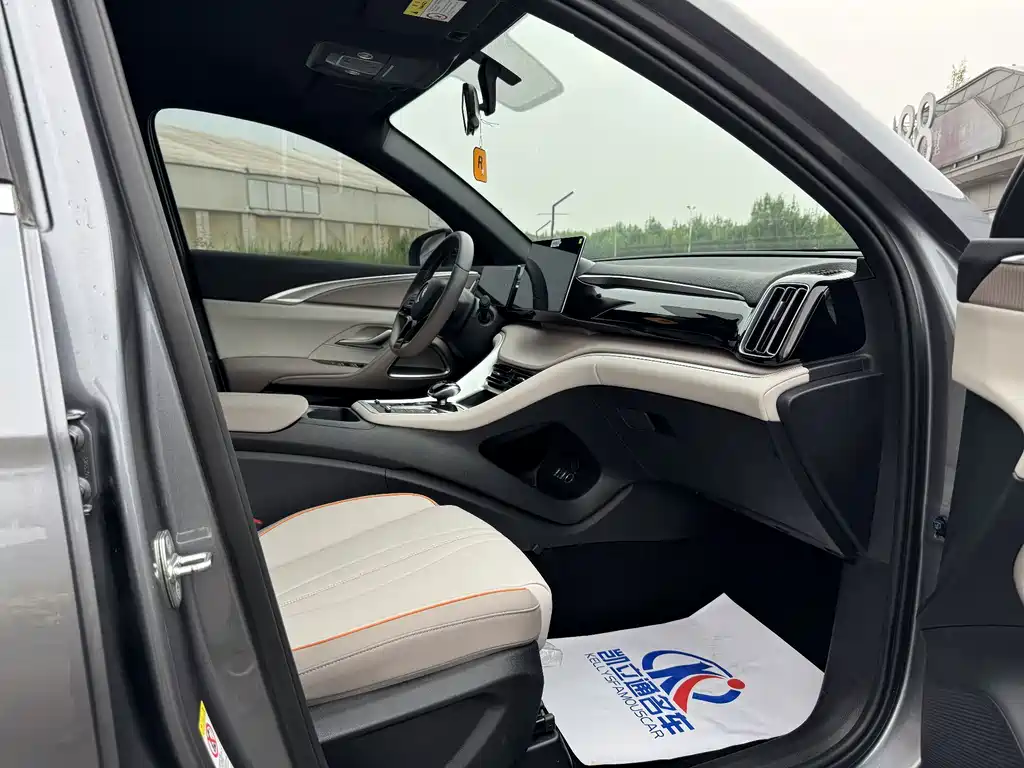 Song Pro New Energy 2024 Honor Edition DM-i 71KM Pilot Model купить на сайте DeffCars