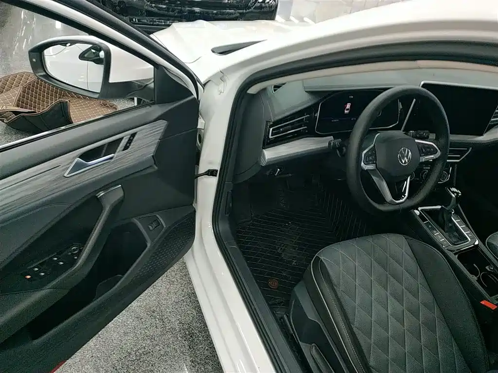 Sagitar 2023 300TSI DSG Super Edition купить на сайте DeffCars