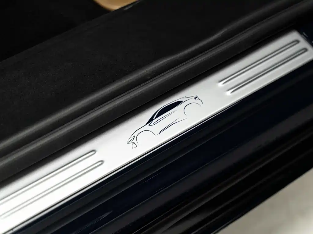 Purosangue 2023 6.5L V12 купить на сайте DeffCars