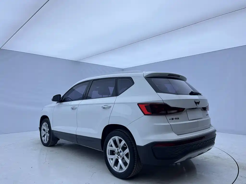 Jetta VS5 2023 280TSI automatic high-gloss enjoyment type купить на сайте DeffCars