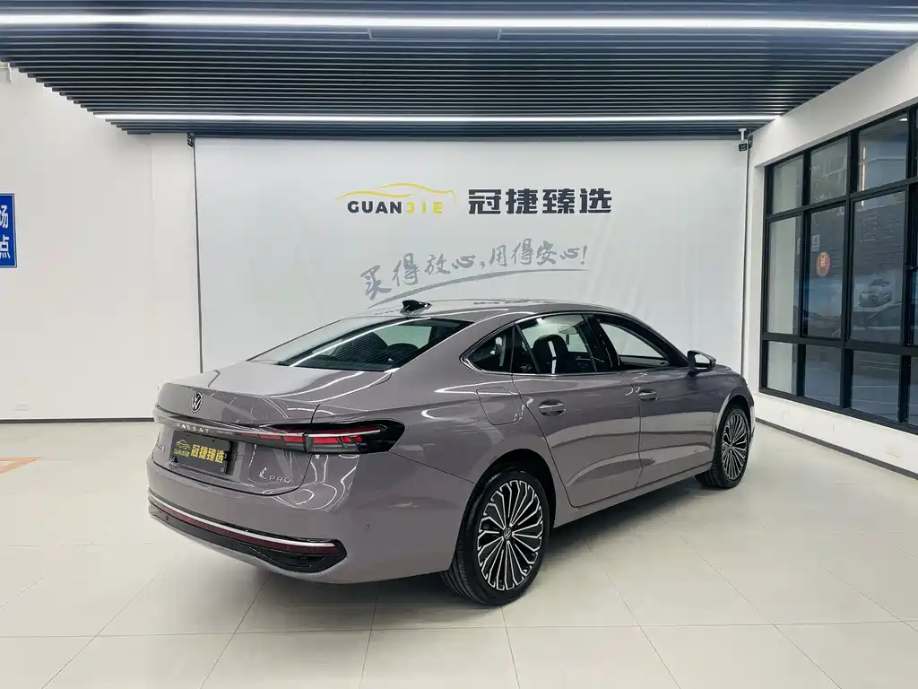 Passat 2025 Pro 380TSI Dragon Edition купить на сайте DeffCars