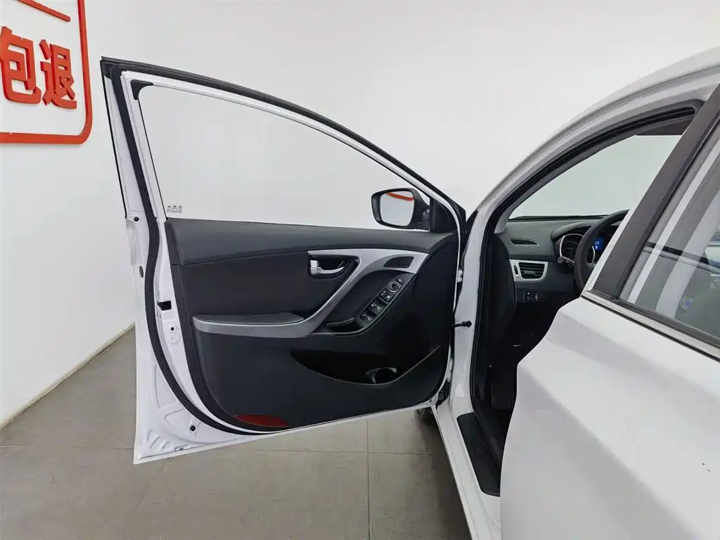 Langdong 2016 1.6L manual premium model купить на сайте DeffCars