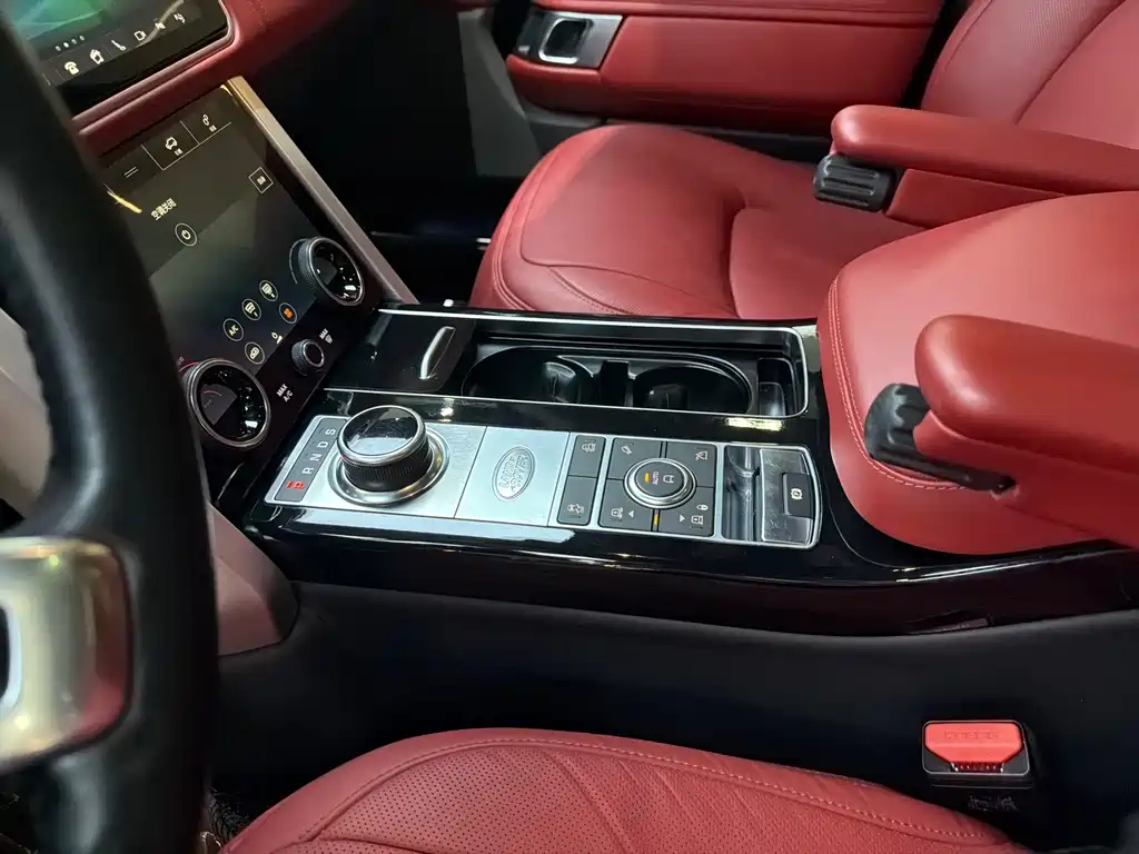 Range Rover 2022 3.0 L6 400PS Honor Creation Extended Edition купить на сайте DeffCars