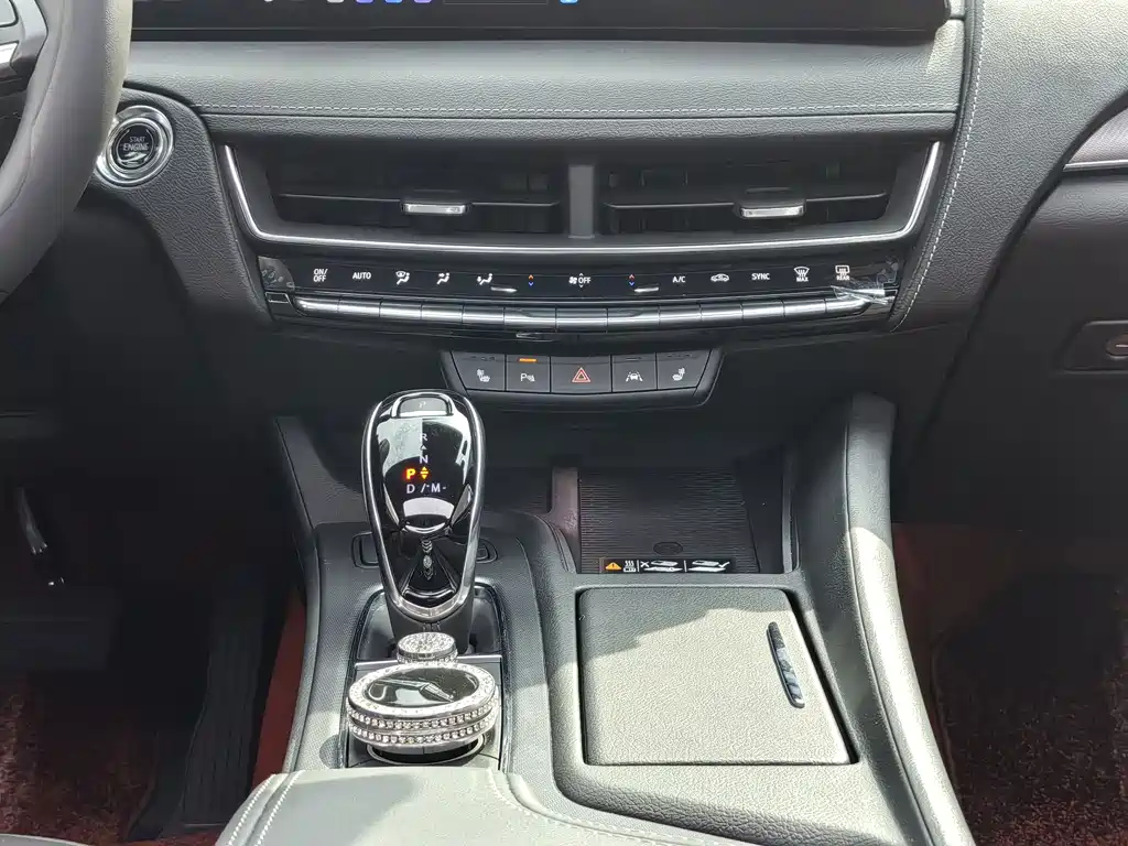 Cadillac CT5 2024 28T Luxury Pro купить на сайте DeffCars