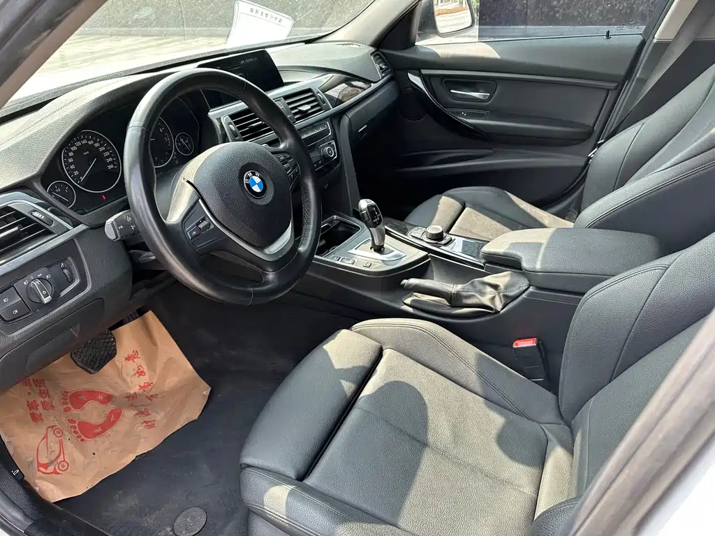 BMW 3 Series 2018 320Li Fashion Model купить на сайте DeffCars