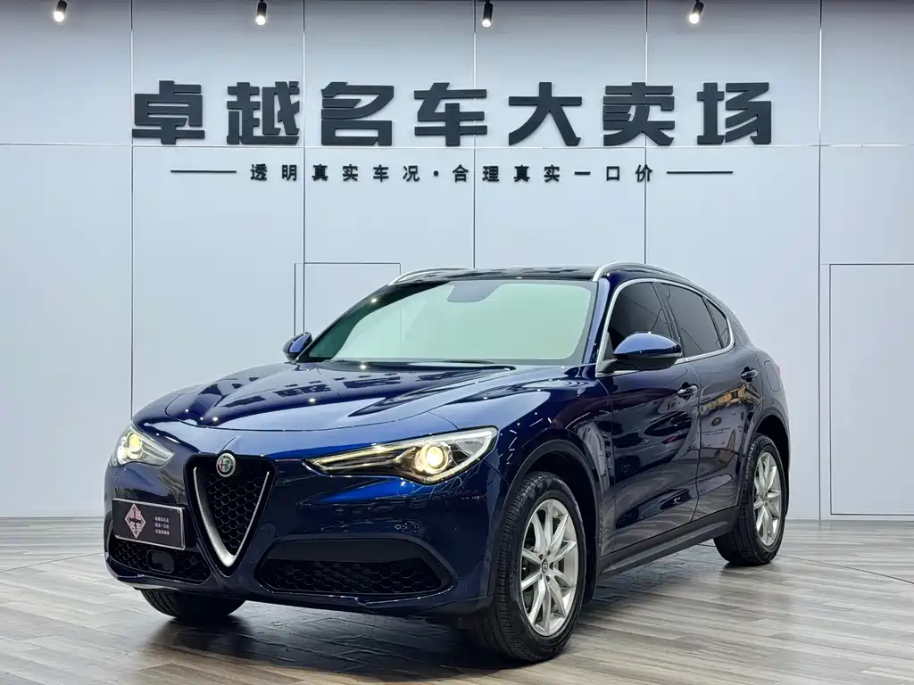 Stelvio 2017 2.0T 200HP Deluxe Edition купить на сайте DeffCars