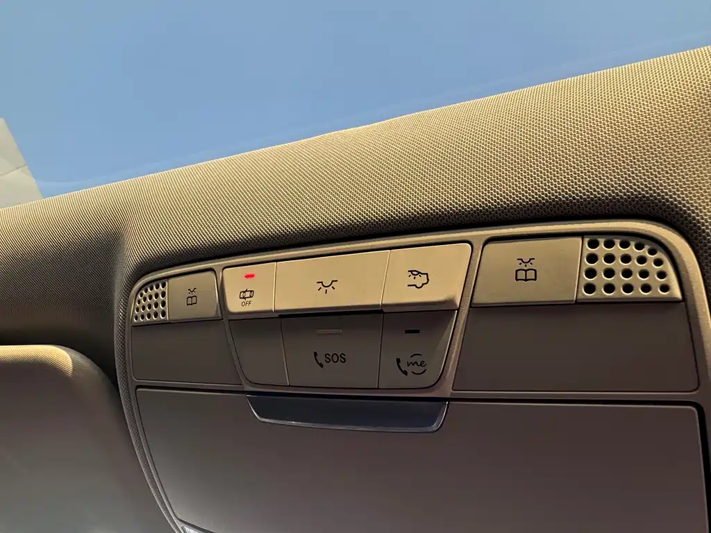 Mercedes-Benz E-Class 2022 Model Three E 300 L Luxury Model купить на сайте DeffCars