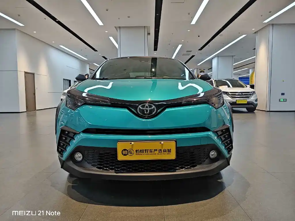 Toyota C-HR 2018 2.0L Leading Edition National VI купить на сайте DeffCars