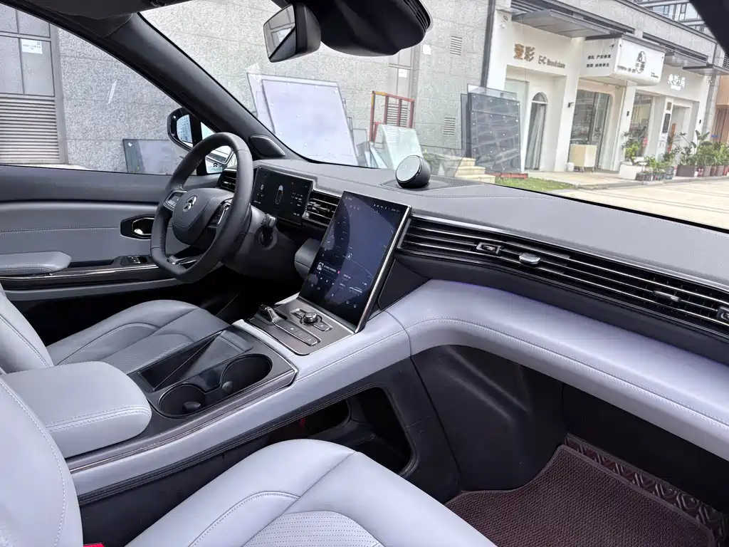 NIO ES6 2020 420KM Sports Edition купить на сайте DeffCars