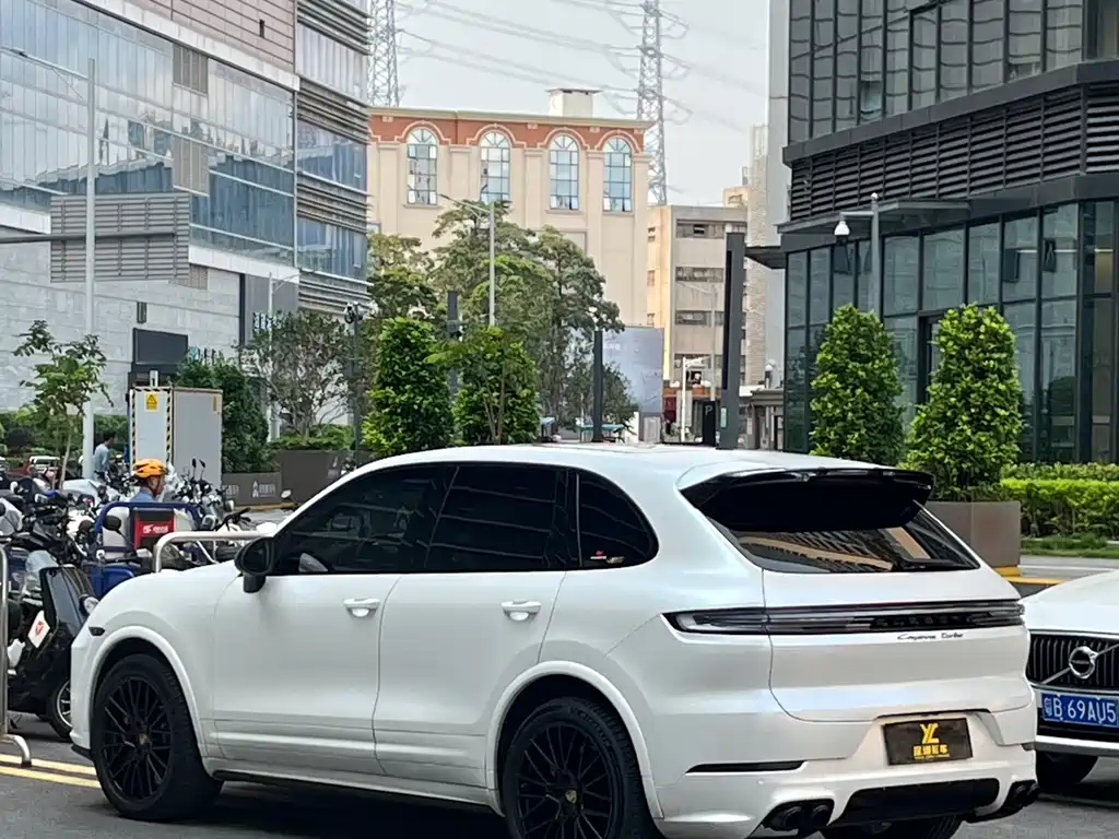 Cayenne 2011 Cayenne S 4.8L купить на сайте DeffCars