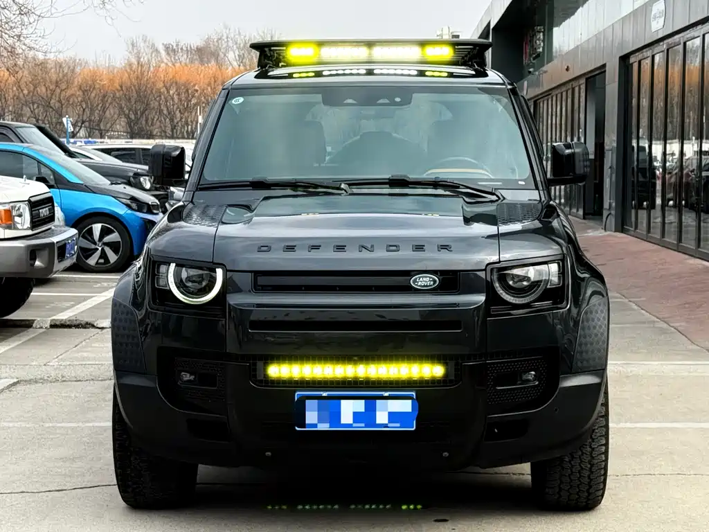 Land Rover Defender 2024 110 3.0T P400 Dark Special Edition купить на сайте DeffCars