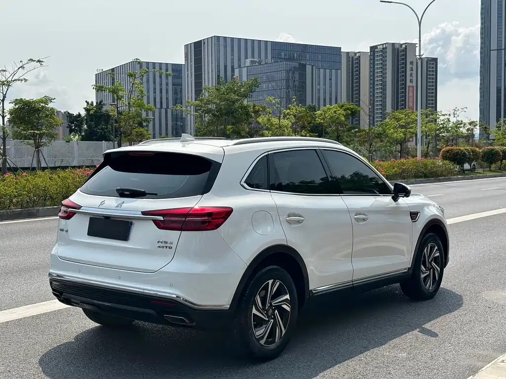 Hongqi HS5 2022 2.0T Zhilian Flagship Edition купить на сайте DeffCars