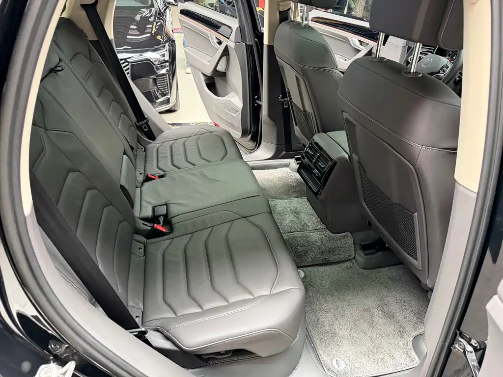 Touareg 2023 2.0TSI Ruishang Edition купить на сайте DeffCars