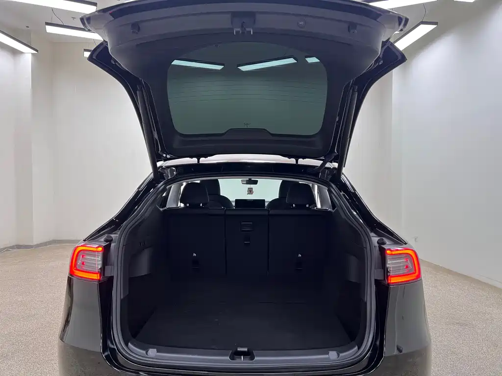 Model Y 2022 facelift, long-range all-wheel drive version купить на сайте DeffCars