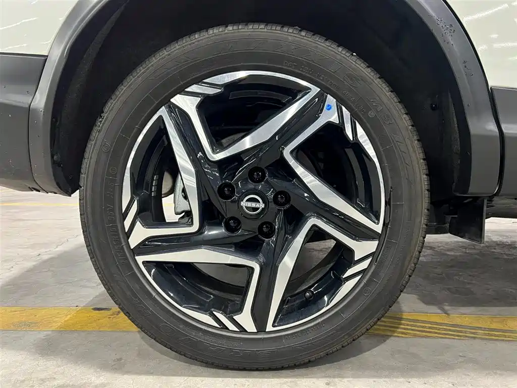 Qashqai 2025 Honor 2.0L CVT XV+ Leading Edition купить на сайте DeffCars