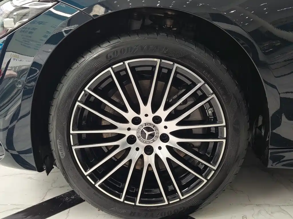 Mercedes-Benz C-Class 2022 facelift C 260 L sports version купить на сайте DeffCars