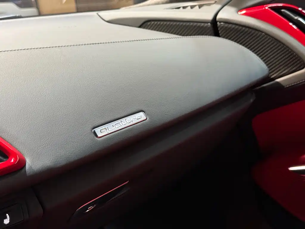 Audi R8 2022 V10 Coupe performance купить на сайте DeffCars