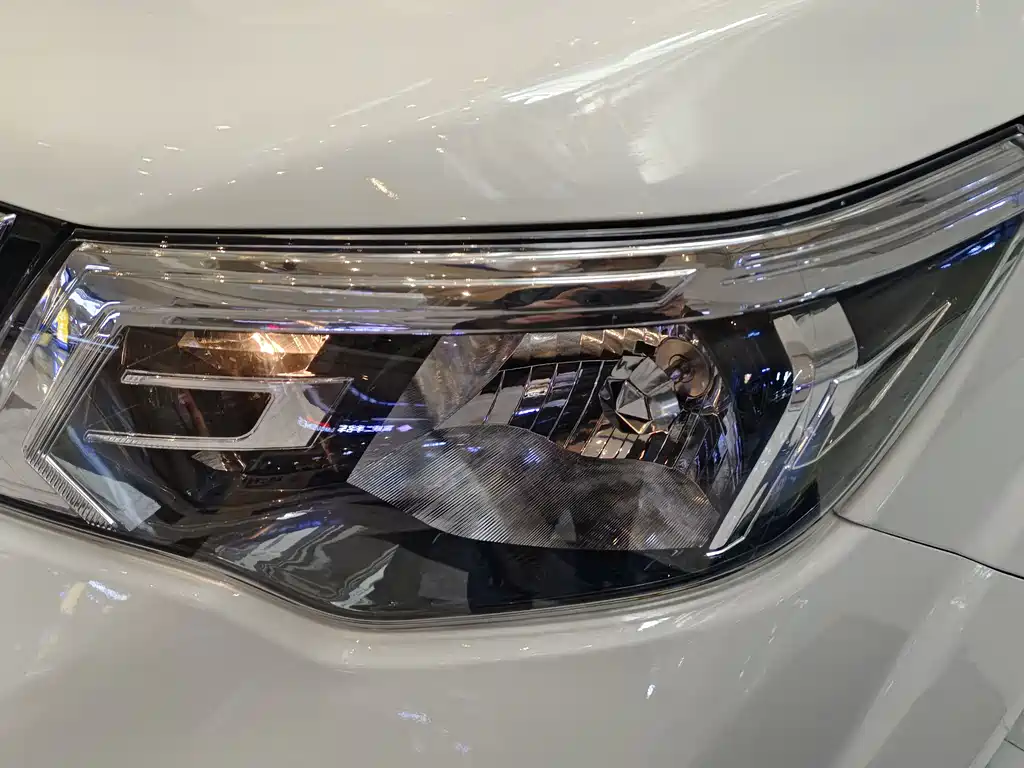 Tuda 2018 2.5L automatic two-wheel drive luxury version купить на сайте DeffCars
