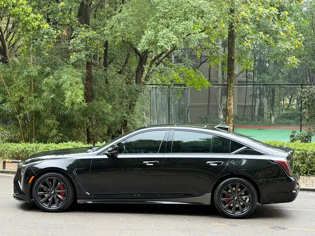 Cadillac CT5 2024 28T Premium Model купить на сайте DeffCars