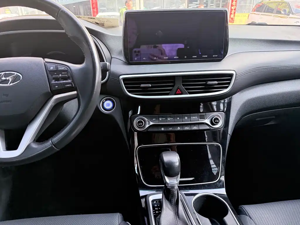 Tucson 2020 280TGDi dual-clutch two-wheel drive smart version National V купить на сайте DeffCars