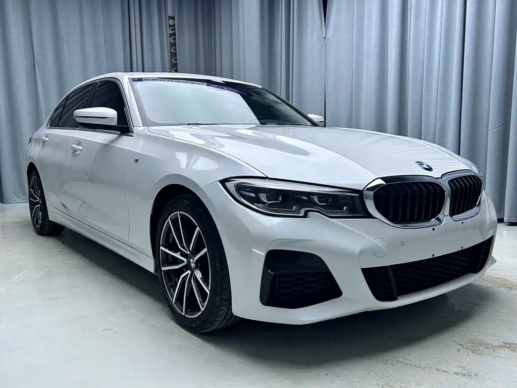 BMW 3 Series 2022 320Li M Sports Package купить на сайте DeffCars