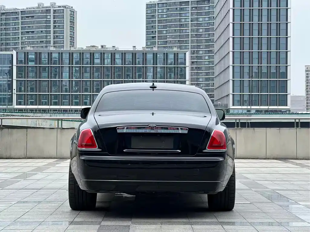 Ghost 2010 6.6T Standard Edition купить на сайте DeffCars