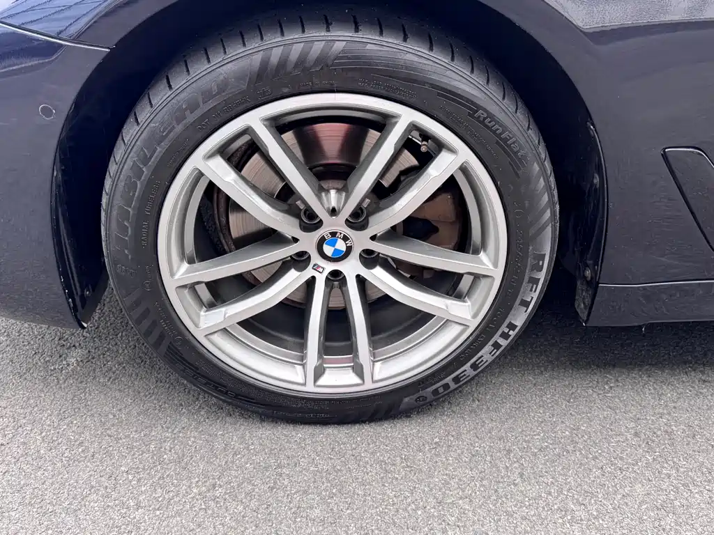 BMW 5 Series 2018 525Li Luxury Package купить на сайте DeffCars