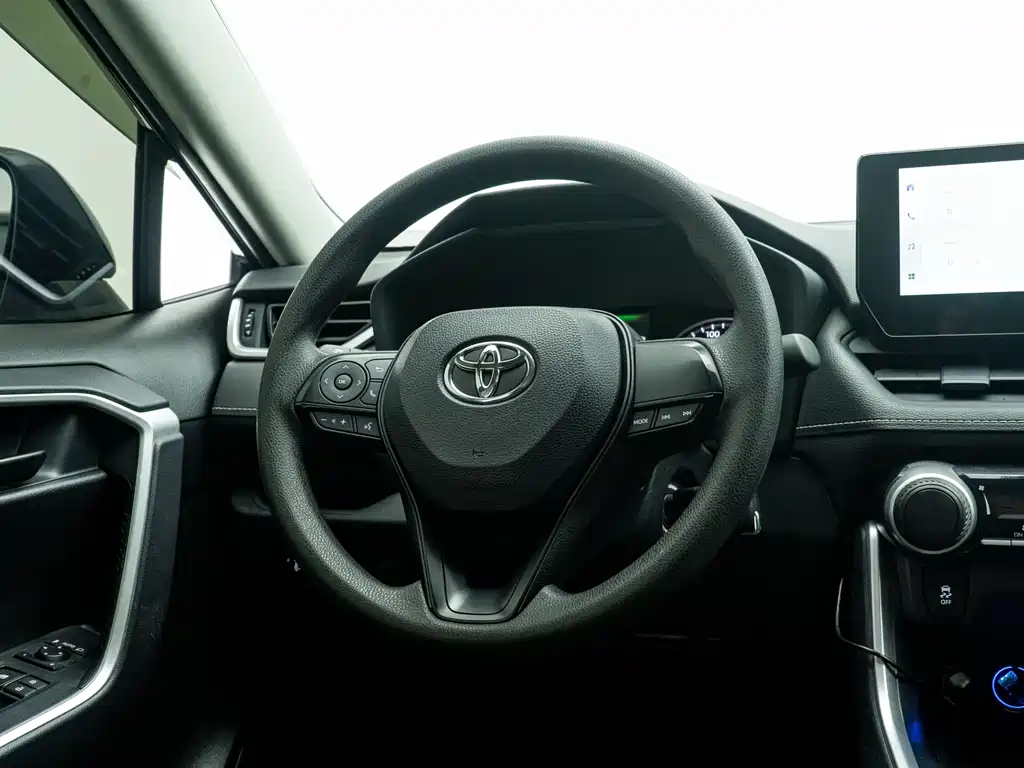 Wilanda 2023 2.0L CVT two-wheel drive leading version купить на сайте DeffCars
