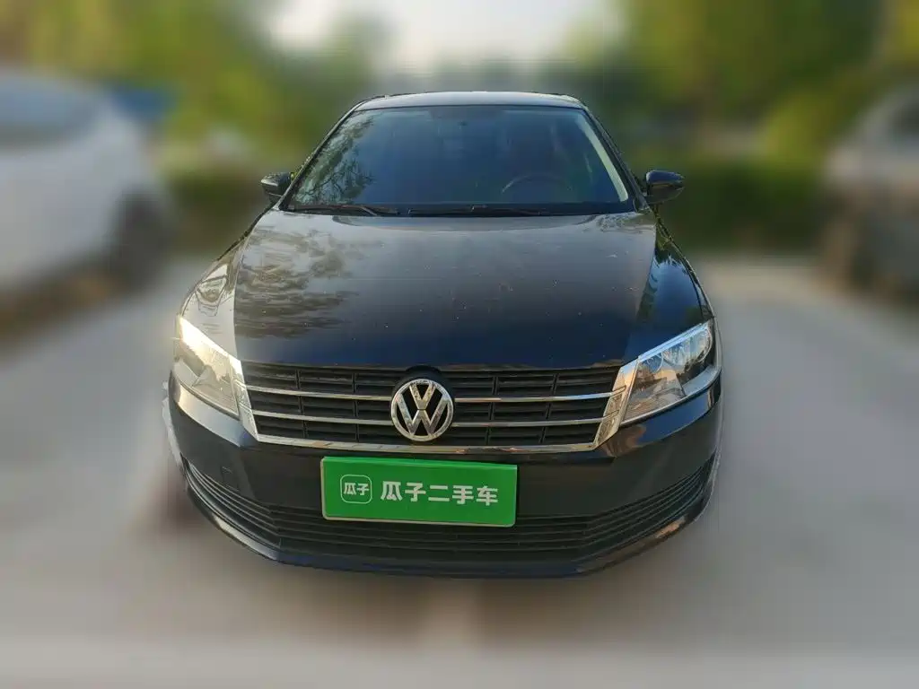 Lavida 2013 facelift classic 1.6L manual fashion version купить на сайте DeffCars