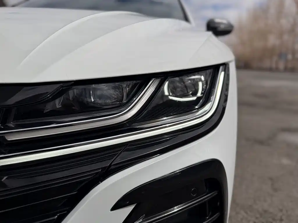 FAW-Volkswagen CC 2023 380TSI eye-catching version купить на сайте DeffCars