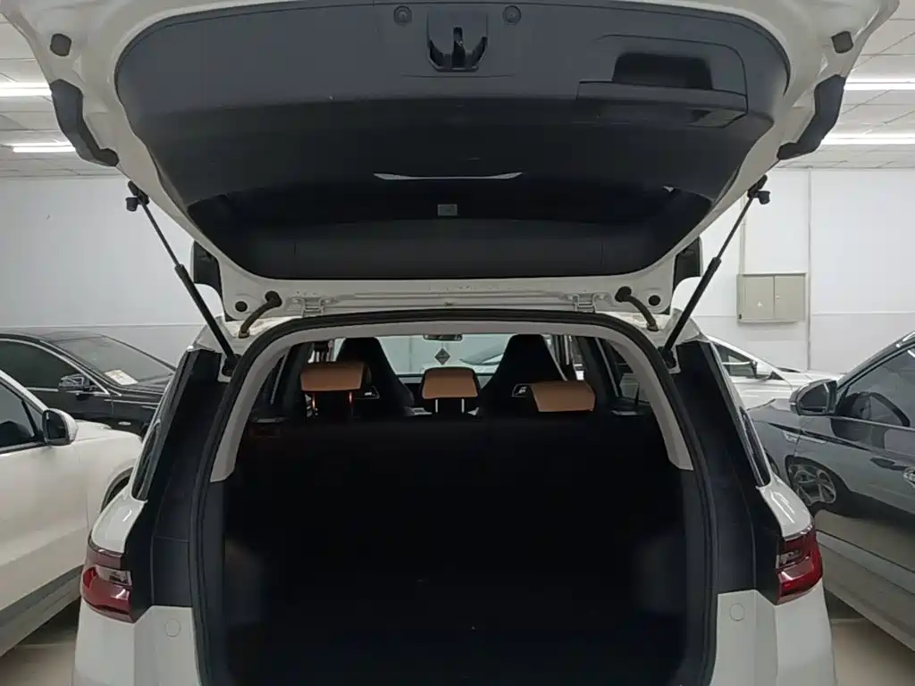 Haoyue PRO (Okavango) 2024款 1.5T DCT Chery+ купить на сайте DeffCars