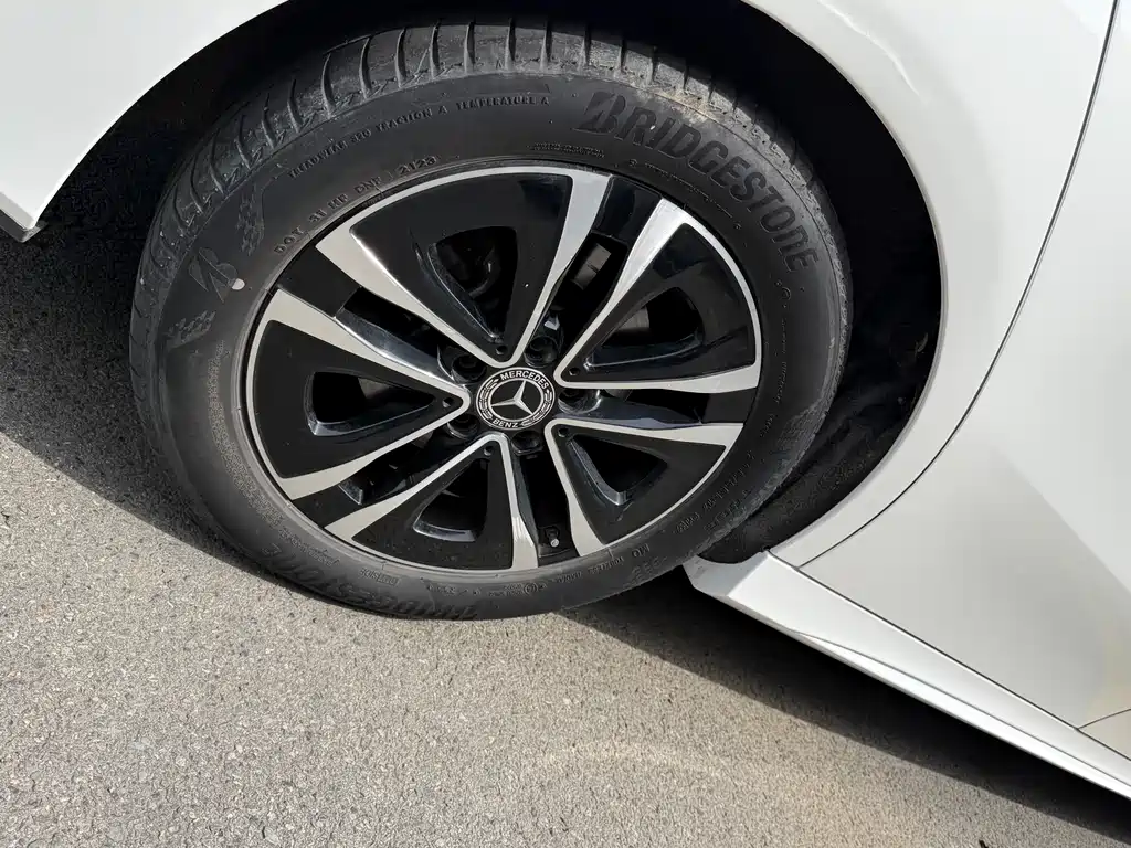 Mercedes-Benz A-Class 2023 A 200 L Dynamic купить на сайте DeffCars