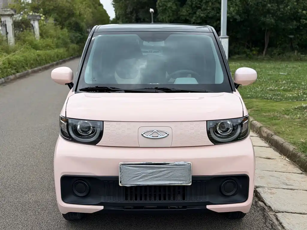 QQ Ice Cream 2022 170km Sundae Lithium Iron Phosphate купить на сайте DeffCars