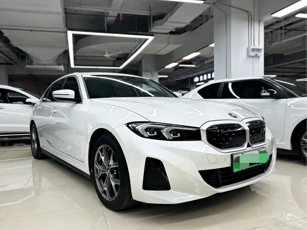 BMW i3 2022 eDrive 35 L купить на сайте DeffCars