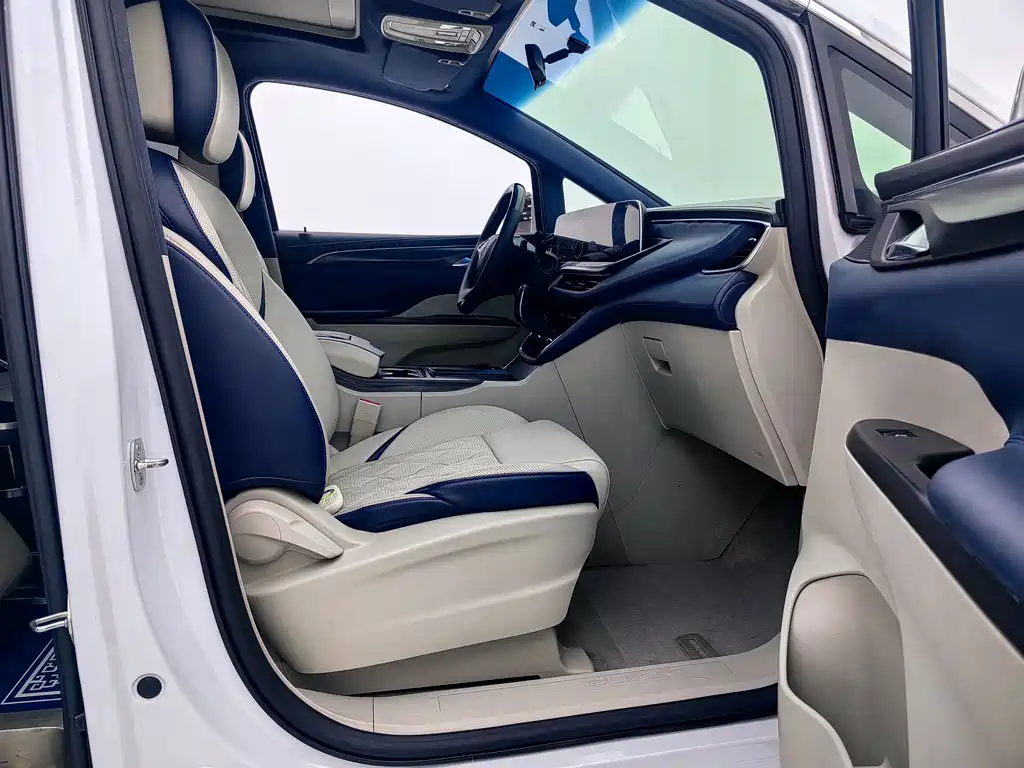 Buick GL8 2020 ES Lu Zun 653T Comfort Type купить на сайте DeffCars