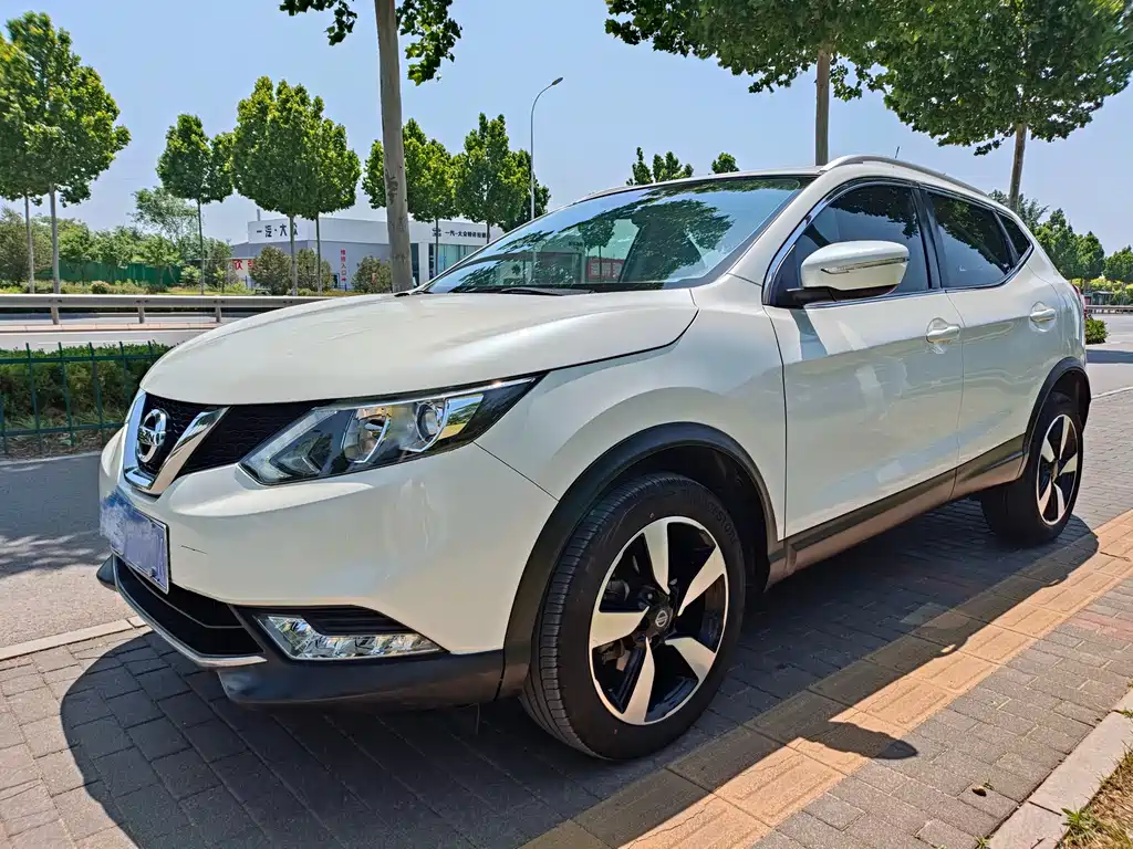 Qashqai 2017 2.0L CVT Smart Edition National V купить на сайте DeffCars