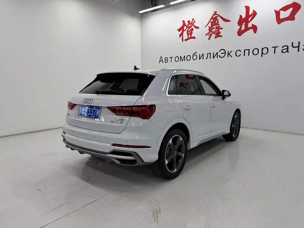 Audi Q3 2022 35 TFSI Fashionable and Dynamic купить на сайте DeffCars