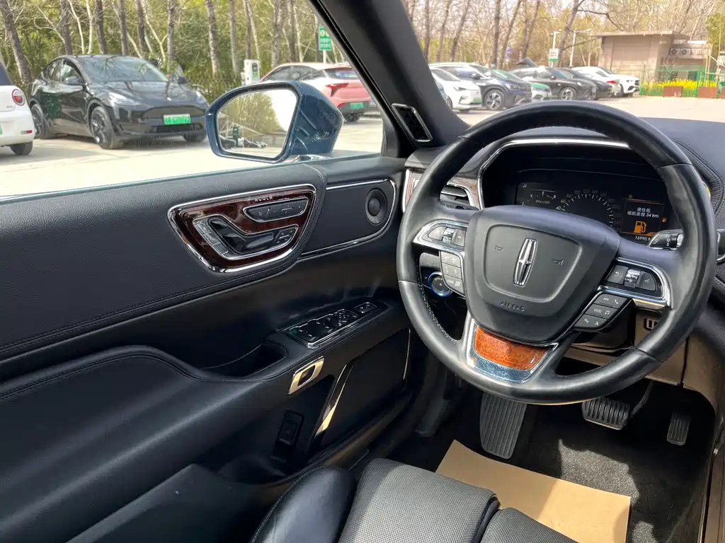 Lincoln Continental 2019 2.0T Two-wheel drive Premium Edition National VI купить на сайте DeffCars