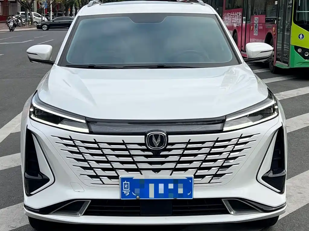 Changan CS75PLUS 2024 third generation championship version 1.5T smart driving and powerful model купить на сайте DeffCars