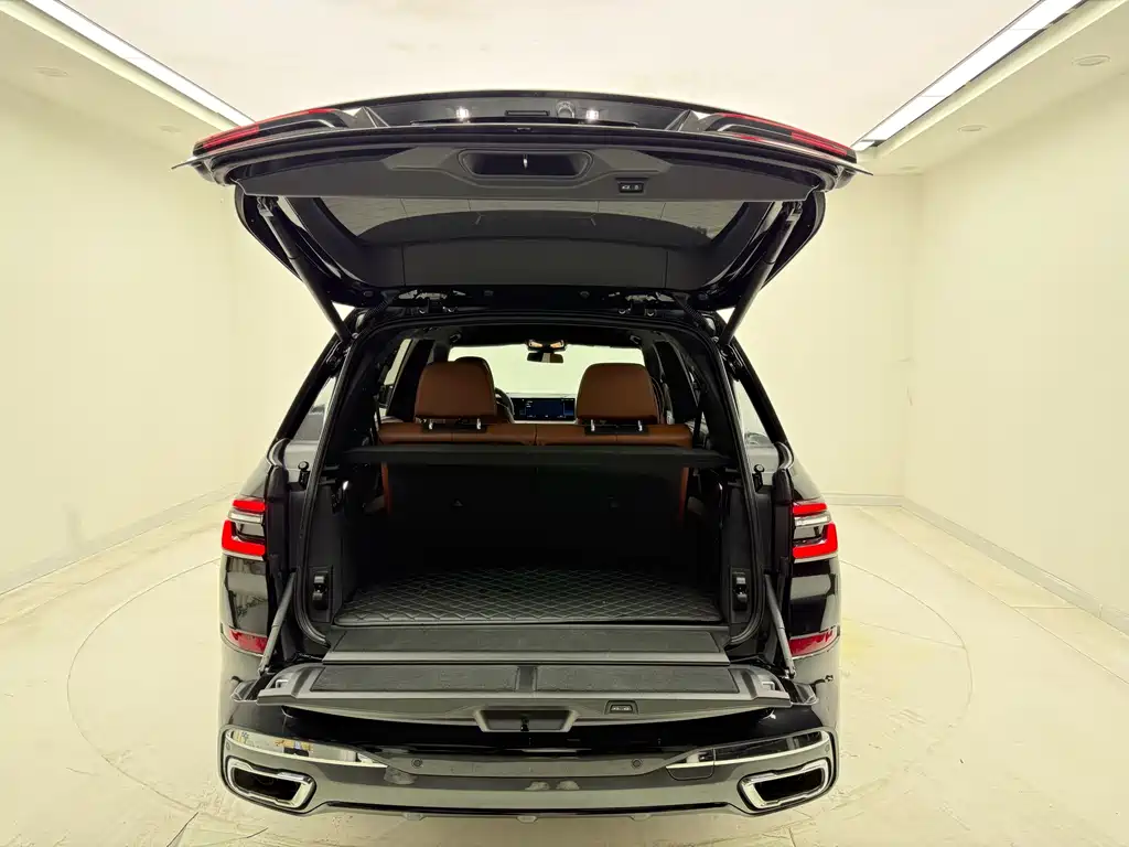 BMW X7 2023 xDrive40i Exclusive M Sports Package купить на сайте DeffCars