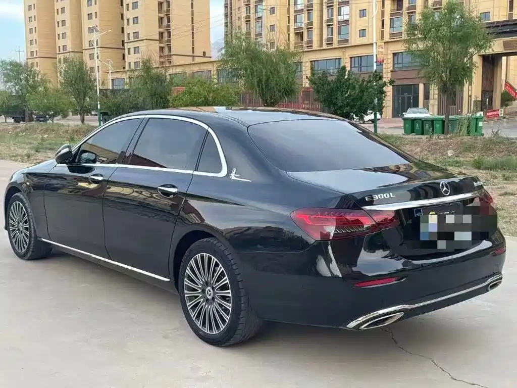 Mercedes-Benz E-Class 2017 E 200 L 4MATIC купить на сайте DeffCars