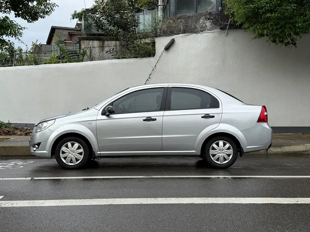 Lefeng 2010 1.4MT style version купить на сайте DeffCars