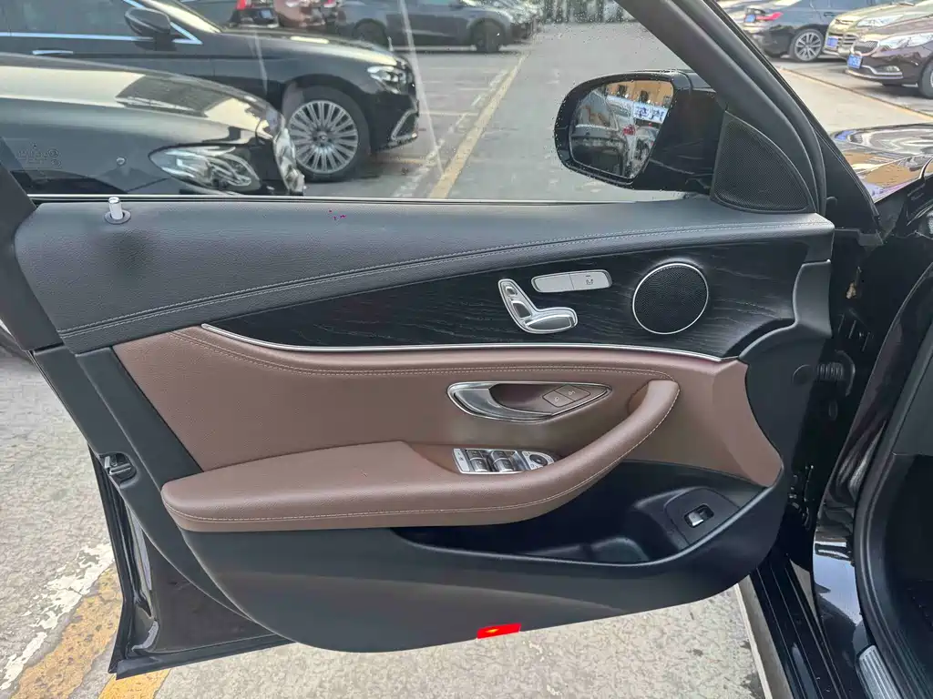 Mercedes-Benz E-Class 2018 facelift E 200 L купить на сайте DeffCars