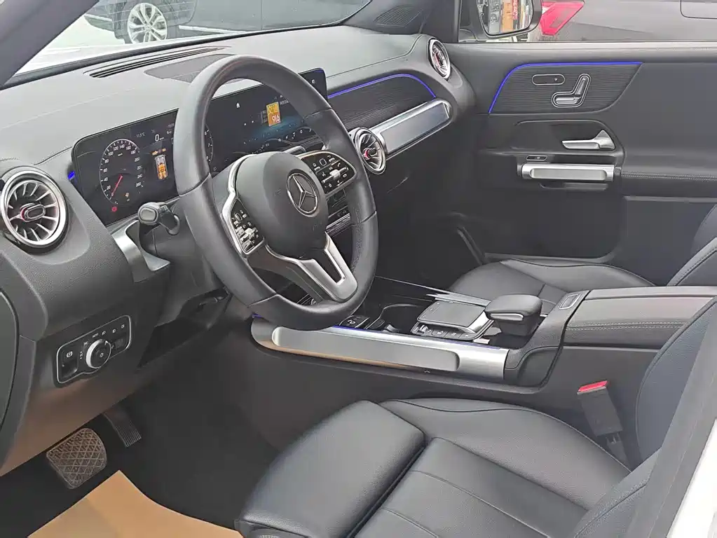 Mercedes-Benz GLB 2022 GLB 220 4MATIC купить на сайте DeffCars