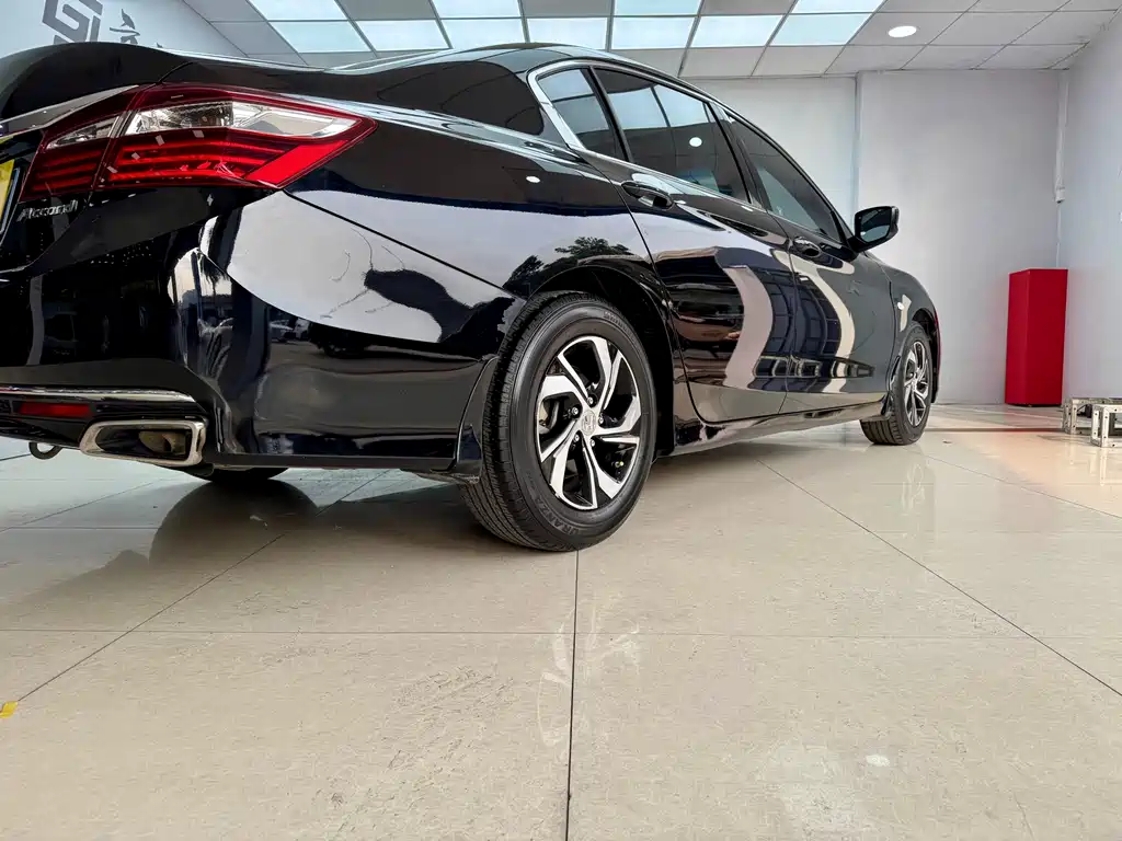 Accord 2016 2.0L Comfort Edition купить на сайте DeffCars
