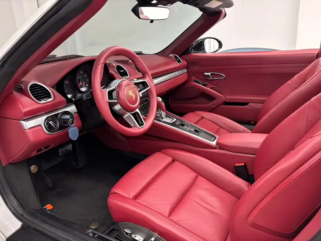 Porsche 718 2016 Boxster 2.0T купить на сайте DeffCars